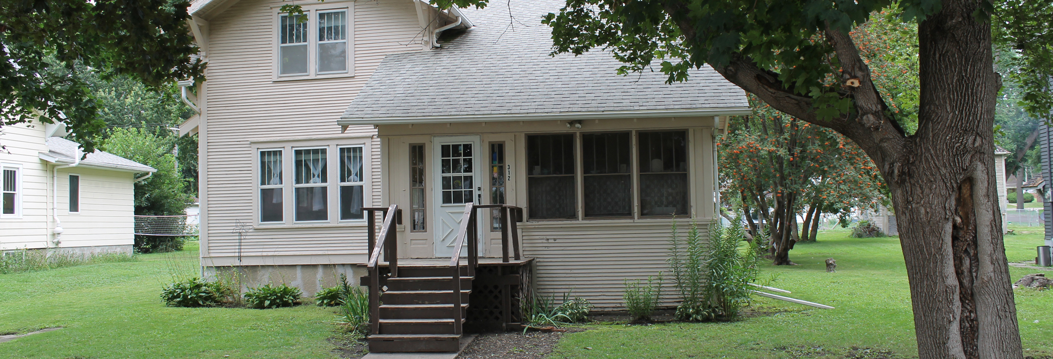featured_312_E_Minnesota_Ave.jpg